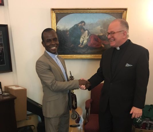 Mbaka Receives Award at United States Congress