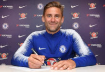 Chelsea sign ex-England goalkeeper Robert Green