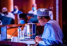 Buhari offers automatic employment, scholarship to ex-NYSC members