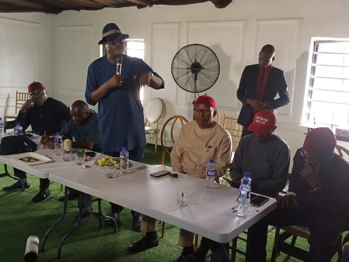 53a261d8-c1d0-4a12-ab67-ce3c04e7d92b