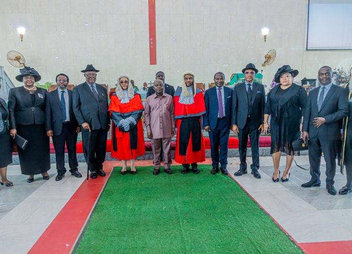 8721dc06-a058-4ddb-a694-5a9213bb9053